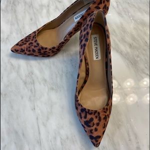 Leopard stilettos
